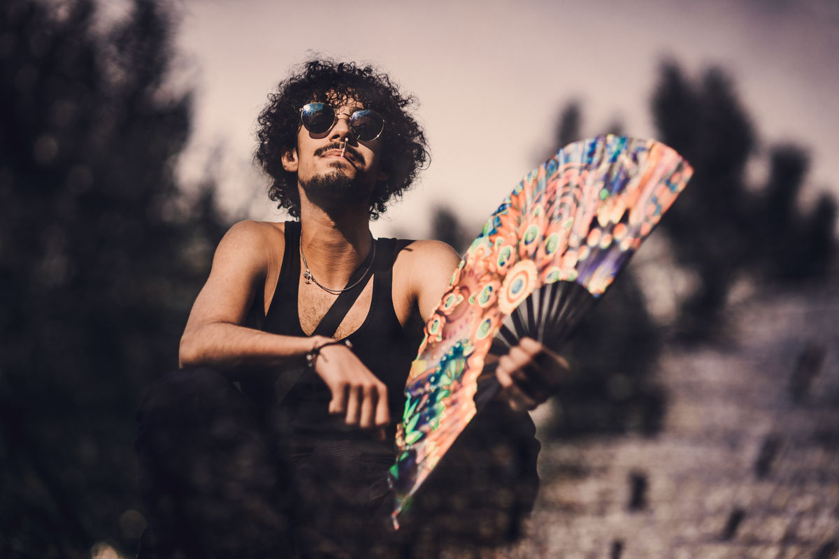 Loading... just a sec